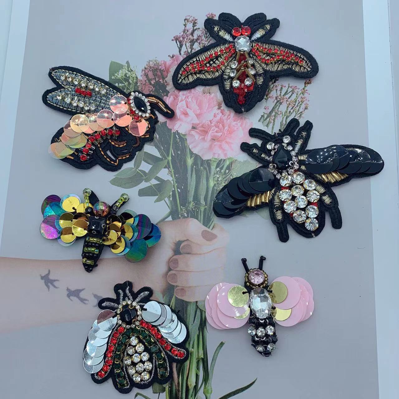 手工钉珠服装辅料绣底蜜蜂布贴厂家现货动物图案衣服包包鞋子装饰