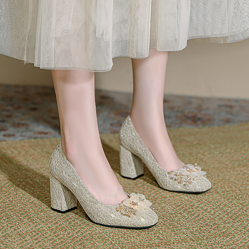 302-25 French-Style Large Size High Heels New Floral Wedding Shoes for Wedding Banquets and Traditional Wedding Dresses, Suitable for Wide Feet, Women's Shoes Size 41-43 302-25 French-Style Large Size High Heels New Floral Wedding Shoes for Wedding Banquets and Traditional Wedding Dresses, Suitable for Wide Feet, Women's Shoes Size 41-43