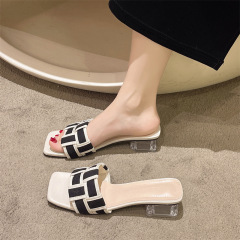 French-style late breeze color-blocked half sandal for women, summer outerwear, 2024 new arrival Korean version temperament fairy style thick-heel flat sandal