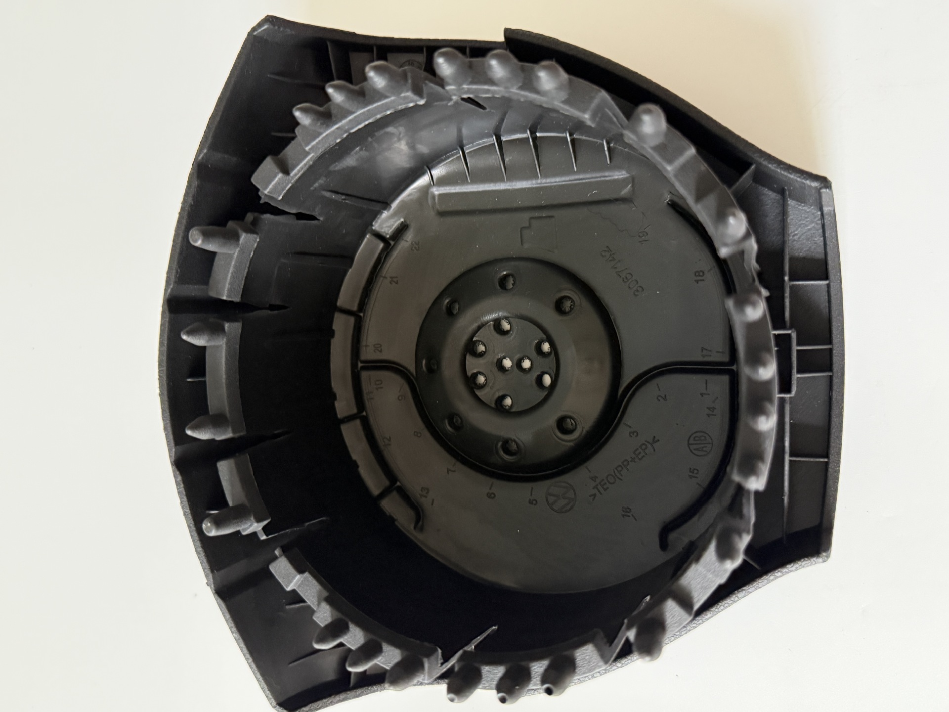 Suitable for Volkswagen models, airbag assembly with wiring harness and hose, RH/LH universal for left and right