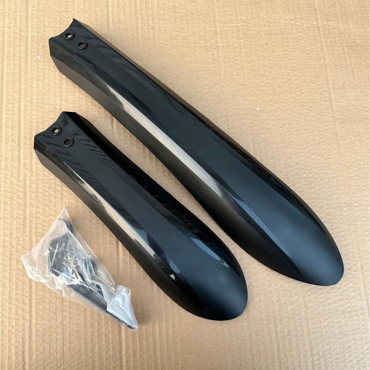 Thickened bicycle Fender universal mountain bike front and rear wheel rain shield mud tile bicycle lengthened 26-inch accessories