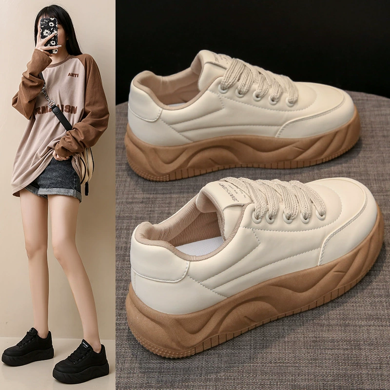 Новые женские белые кроссовки 2025 года в корейском стиле, повседневные спортивные универсальные кроссовки в уличном стиле CBD23