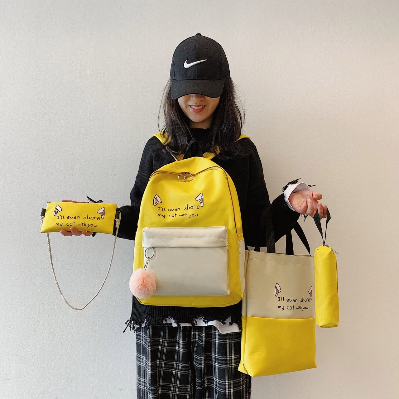 노란색 + [대외 무역 모델 + 생방송 볼륨 모델]