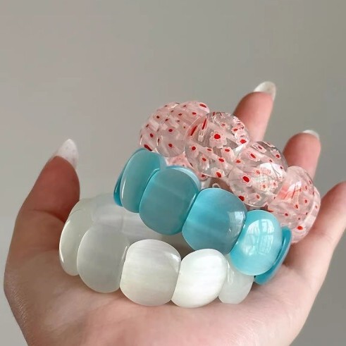 Cool and Elegant Sea Blue Imitation Glass Floral Bracelet for Women, Beautiful and Unique Hand Accessory That Enhances Complexion, Exquisite Niche Accessory for Daily Wear Cool and Elegant Sea Blue Imitation Glass Floral Bracelet for Women, Beautiful and Unique Hand Accessory That Enhances Complexion, Exquisite Niche Accessory for Daily Wear
