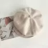 Молочно-белый