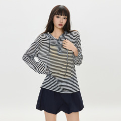十三行·芸和鱼条纹帽衫2025新款长袖女舒适宽松百搭连帽卫衣女