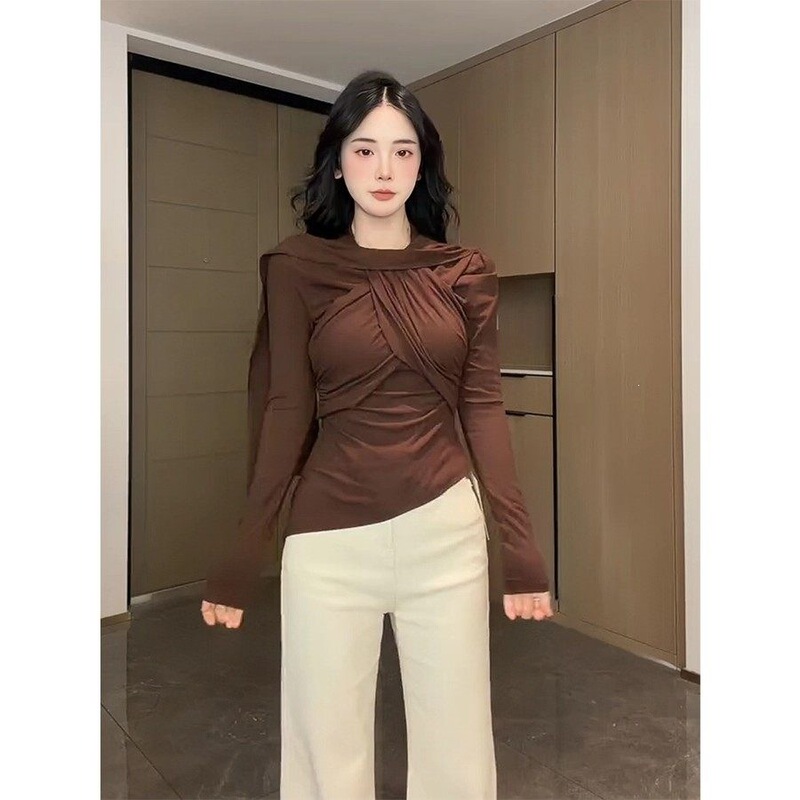 Brown retro cross-pleated long-sleeve t-shirt with ribbons for women, autumn and winter, fleece-lined, slim-fit, suitable for layering, birthday top Brown retro cross-pleated long-sleeve t-shirt with ribbons for women, autumn and winter, fleece-lined, slim-fit, suitable for layering, birthday top
