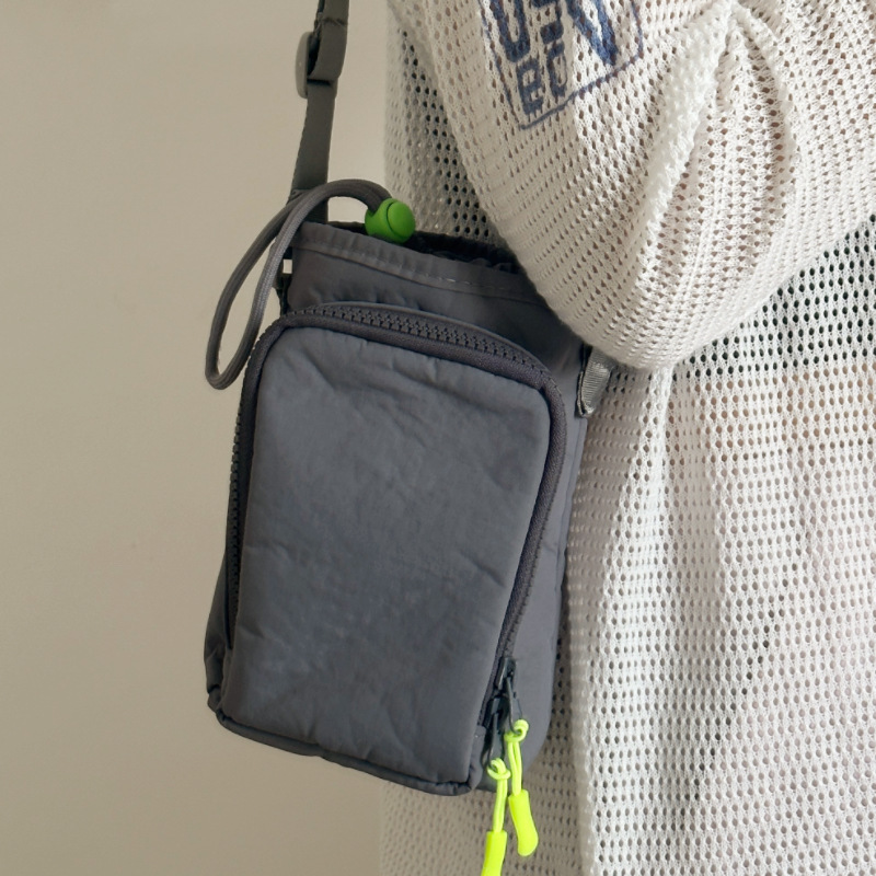 One-shoulder bag