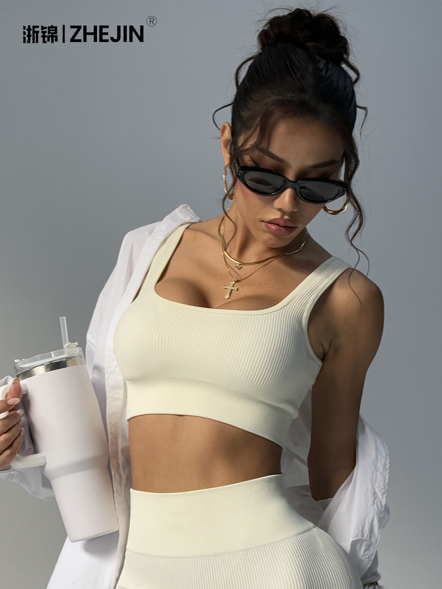 Sujetador deportivo Zhejiang de alta resistencia a prueba de golpes, espalda bonita, pechos grandes, sujetador deportivo push-up, top de yoga con rosca para mujer