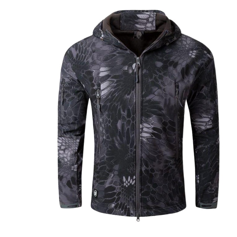 Deportes al aire libre tiburón piel acosador cáscara suave chaqueta de lana de los hombres a prueba de viento a prueba de lluvia chaqueta caliente transfronteriza exclusiva