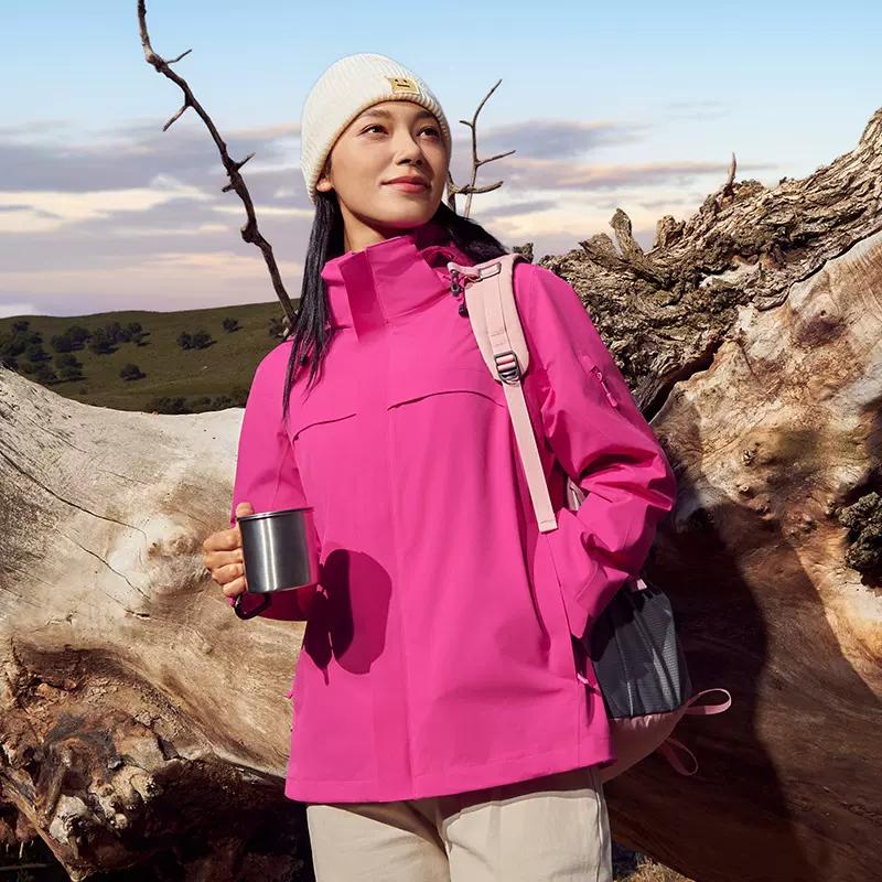 25年新款压胶国标三合一冲锋衣女户外高端辣妈登山服闺蜜装印LOGO