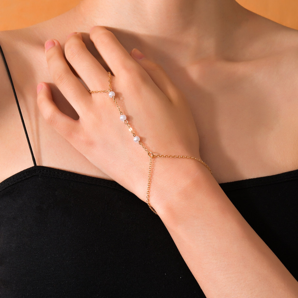 fashionable adjustable bracelet pearl