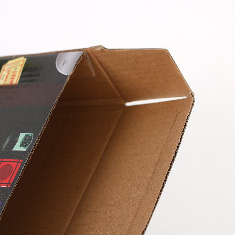 三层瓦楞彩盒扑克牌大纸盒手提式塑料扣带