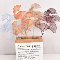 3-pronged simulated ginkgo leaves, gold fan wedding simulated flowers, wedding guide decorative flowers, flower arrangements, fake flowers, plastic flowers