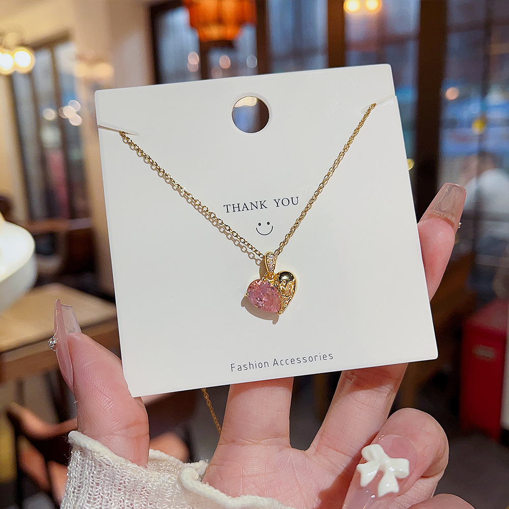 1 Piece Quantity Daily Occasion Titanium Steel Material Heart Shape Pattern Wholesale Jewelry Sweet Heart Shape Titanium Steel Copper Artificial Gemstones Inlay Pendant Necklace