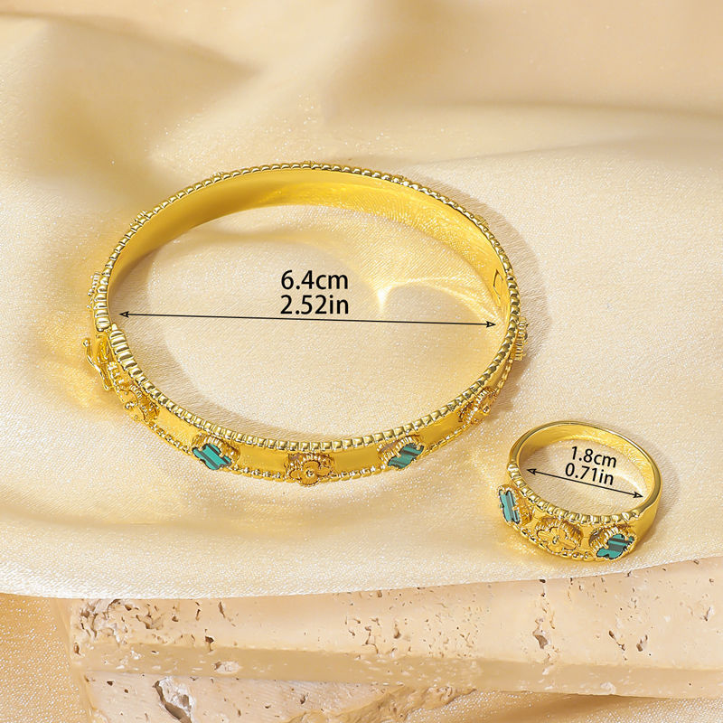 Set di braccialetti con anello a trifoglio retrò popolare, set di braccialetti con anello di design di lusso leggero e di nicchia per le donne_voghion.com