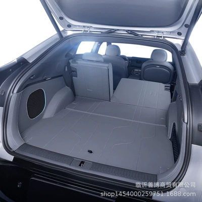 Trunk Mat Trunk Mats, Fully Surrounded by