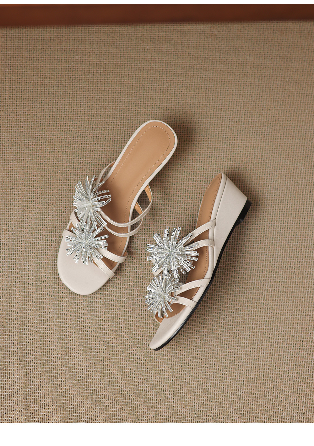 Sandal cao gót nữ hở mũi đế xuồng đính đá pha lê, gót 5 cm, chất da bò mềm — màu trắng ngà chi tiết 22