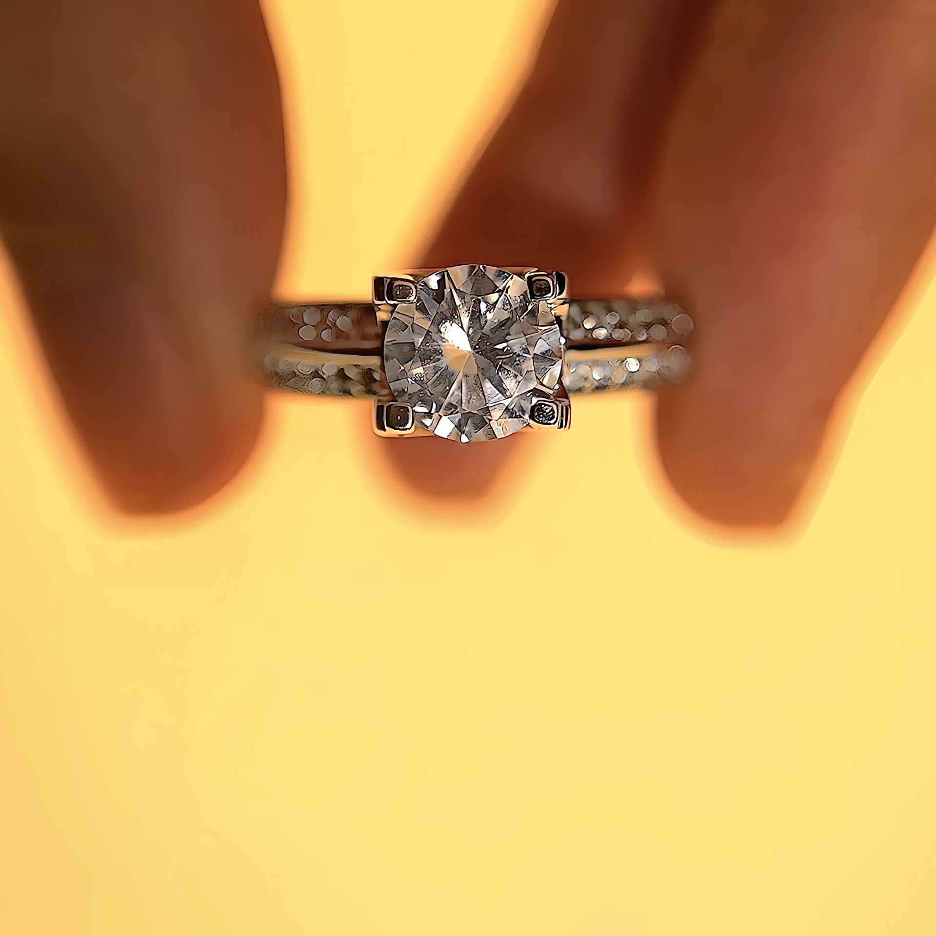 New group inlaid 1.5 karat simulation cow head diamond ring fashion women's wedding ring platinum plated zircon proposal ring