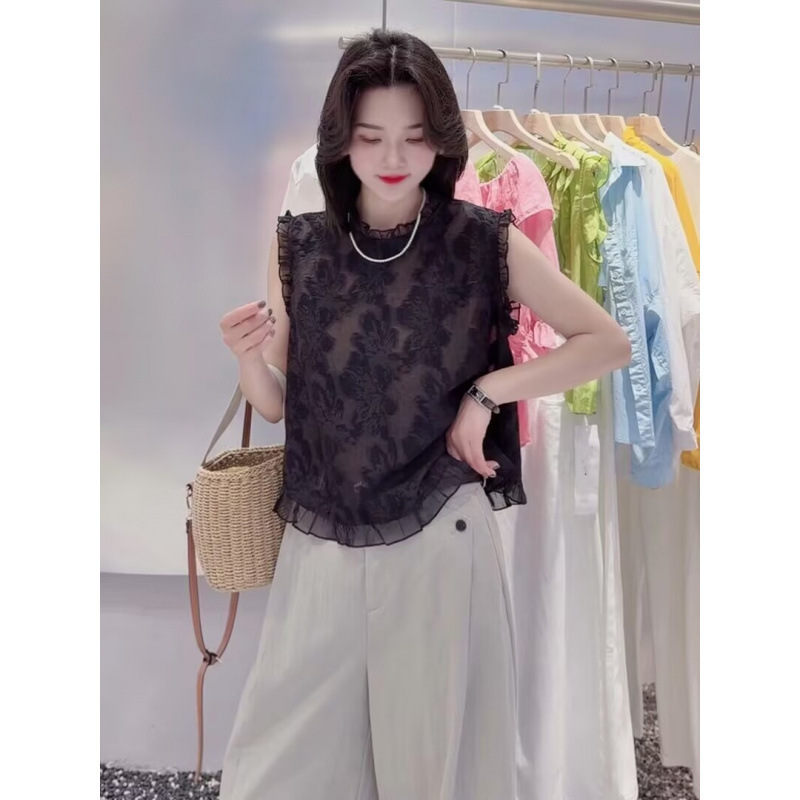 Lace jacquard sleeveless shirt for women, new summer 2026 Korean style, popular and beautiful loose-fitting slimming top