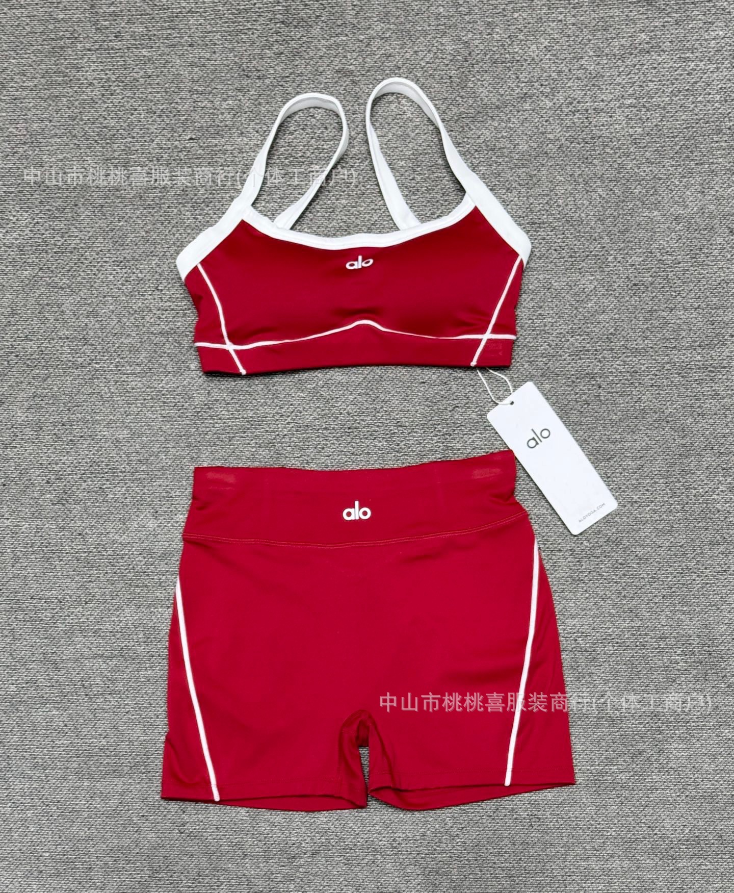 Inventario desnudo de alta elasticidad yoga conjunto de sujetadores de cintura de elevación de cadera línea de acondicionamiento de forma pantalones cortos de ejercicio al aire libre para mujeres