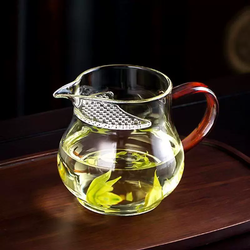 厂家批发新款耐热玻璃公杯带过滤月牙公道杯分茶器鹰嘴茶海泡茶杯