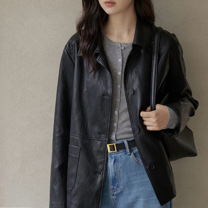 In-Stock Vintage Black Short Leather Jacket for Women, Early Spring New Style, Turn-Down Collar Jacket, Petite Brown Top