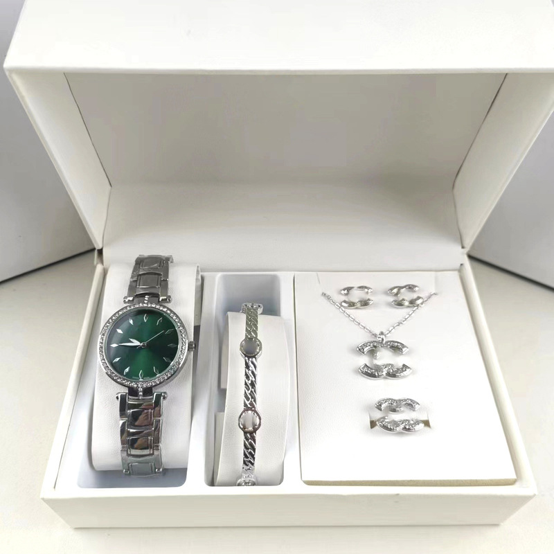 New Xiangjia Women's 5-piece Quartz Watch Fashionable Waterproof Casual Automatic suit Watch Wholesale