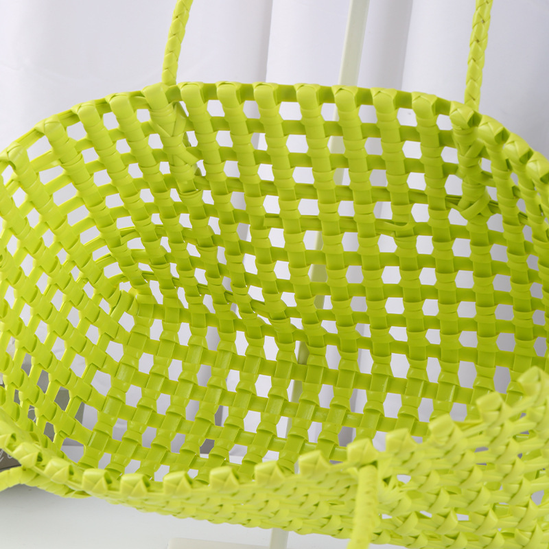 スポット中空織バッグ、人気のプラスチック織バッグ、ショルダーハンドバッグ、フランス織り野菜バスケット、女性用ホリデービーチバッグ
