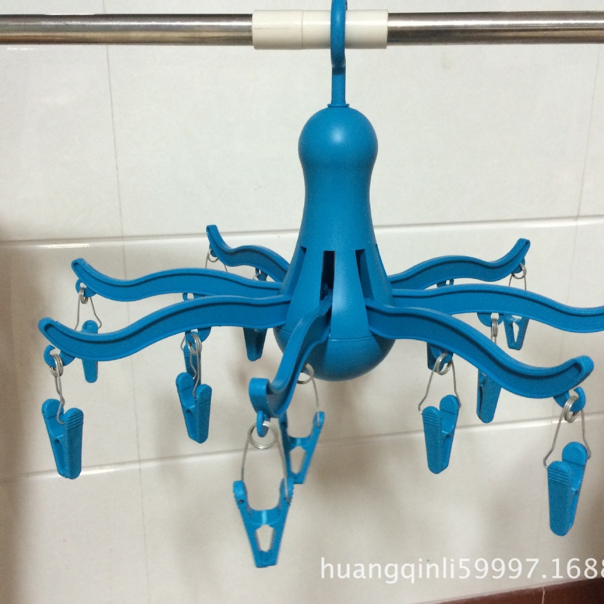 Multifunctional Foldableable Plastic Clothes Drying Rack Household Non-Slip Rotating White Clothes Hanger with 16 Clips