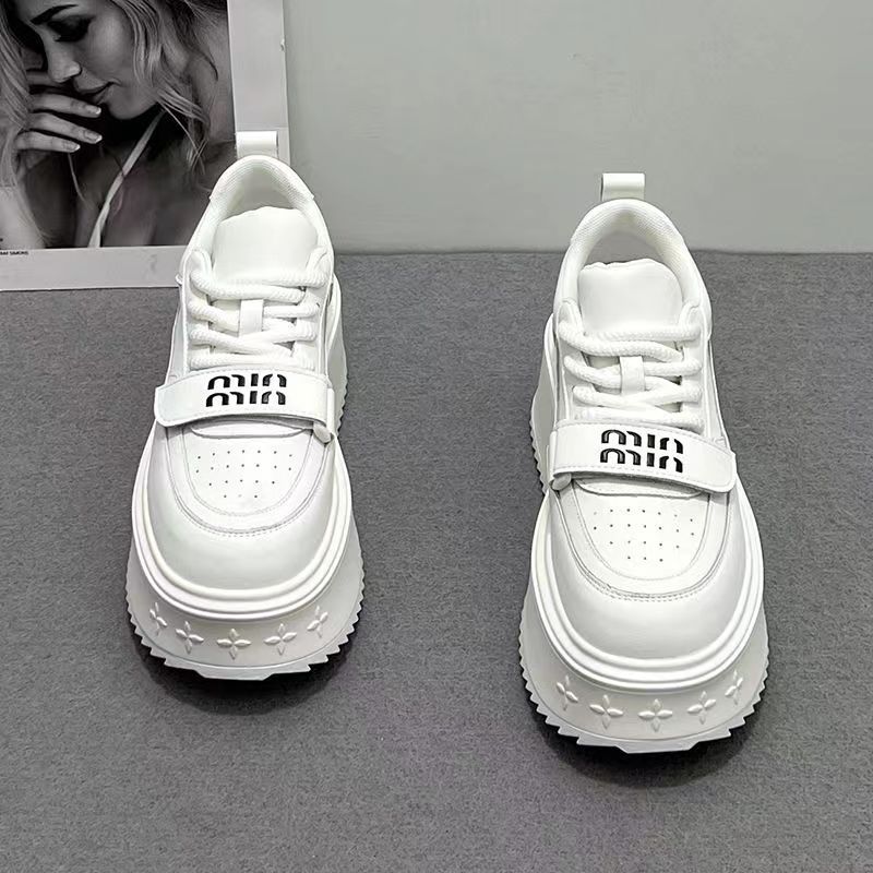 Thick-Soled White Shoes for Women 2025 Autumn and Winter New Versatile Small Height-Increasing Platform Shoes Lightweight Casual Sports Sneakers