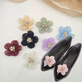 织带;服装饰品;其他纺织辅料