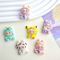 漫画かわいい布の樹脂部品diyクリームゴムの携帯ケースの穴の靴のコップの冷蔵庫は卸売りを貼ります。
