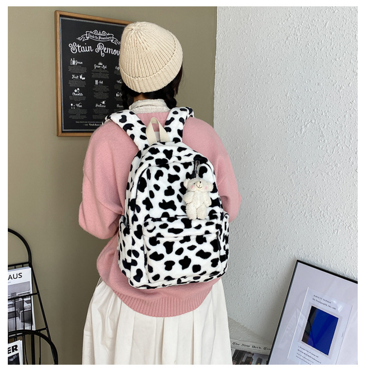 Vintage Cute Soft Backpack display picture 12