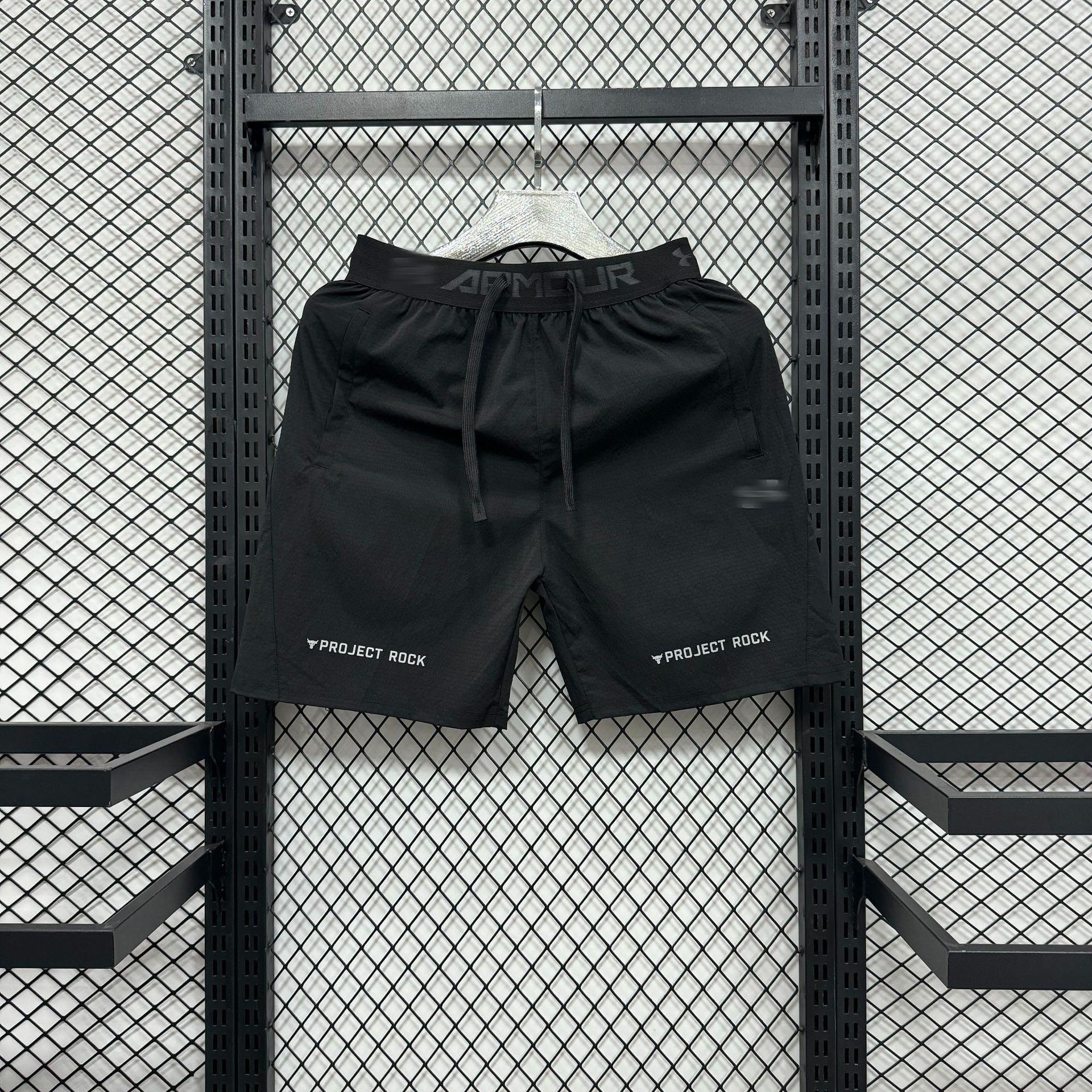 3301 preto / M