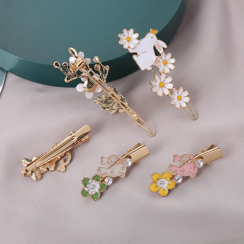 Cartoon Style Rabbit Cat Metal Inlay Artificial Pearls Rhinestones Hair Clip display picture 5