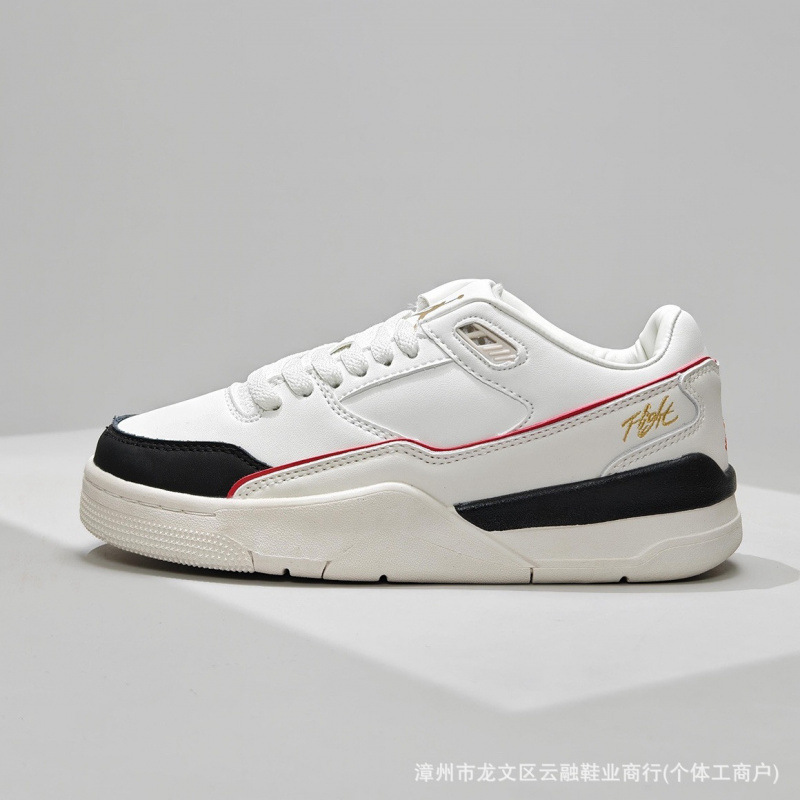 Putian Pure Original Flight Court low-top retro basketball shoes, featuring a non-slip and wear-resistant design, are versatile and suitable for couples, making them ideal for sports and running