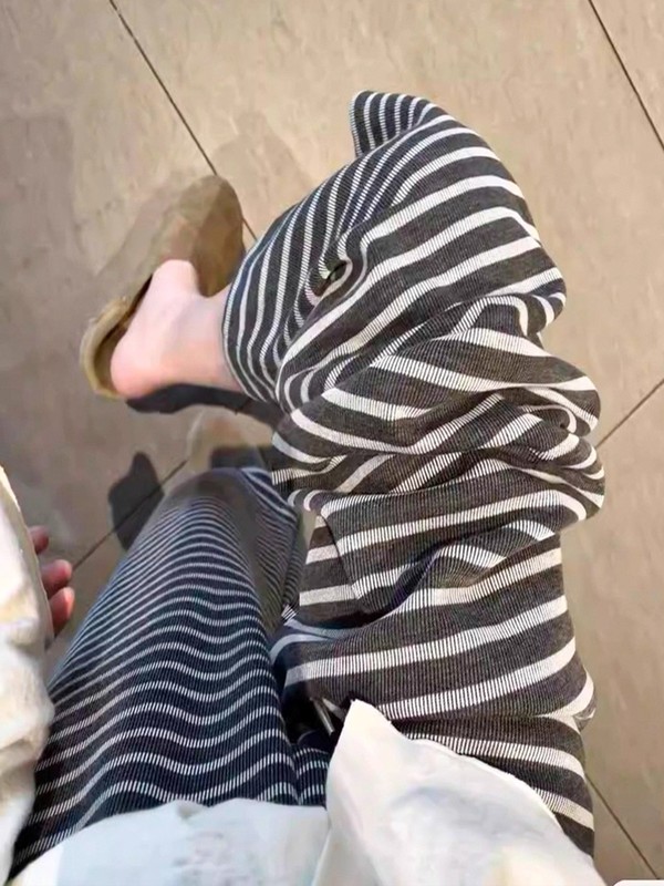 灰色条纹阔腿裤女春秋2025新款宽松遛弯糯米裤休闲慵懒松弛感裤子|undefined