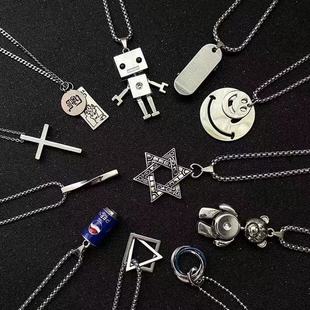 Titanium steel necklace men's tide brand wild clavicle chain light luxury niche design high -level sensory Cuba pendant neck chain accessories