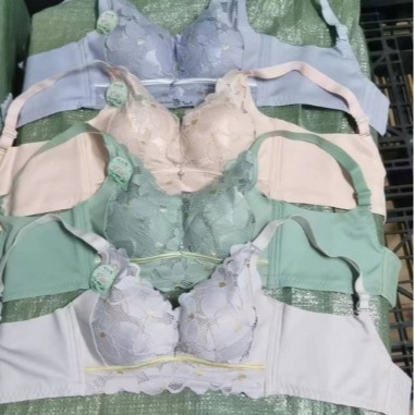 Nuevo sujetador de alta calidad de moda de encaje jacquard transpirable y cómodo ajuste lateral de pecho de botón múltiple ropa interior mujer