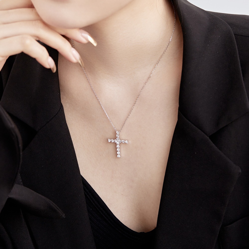 925 Sterling Silver Cross Pendant Necklace display picture 5