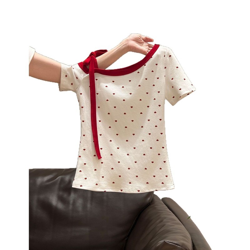 ラブプリントホワイトオフショルダー半袖Tシャツレディース夏の新しいストラップデザインスリム甘辛トップ女性卸売|undefined