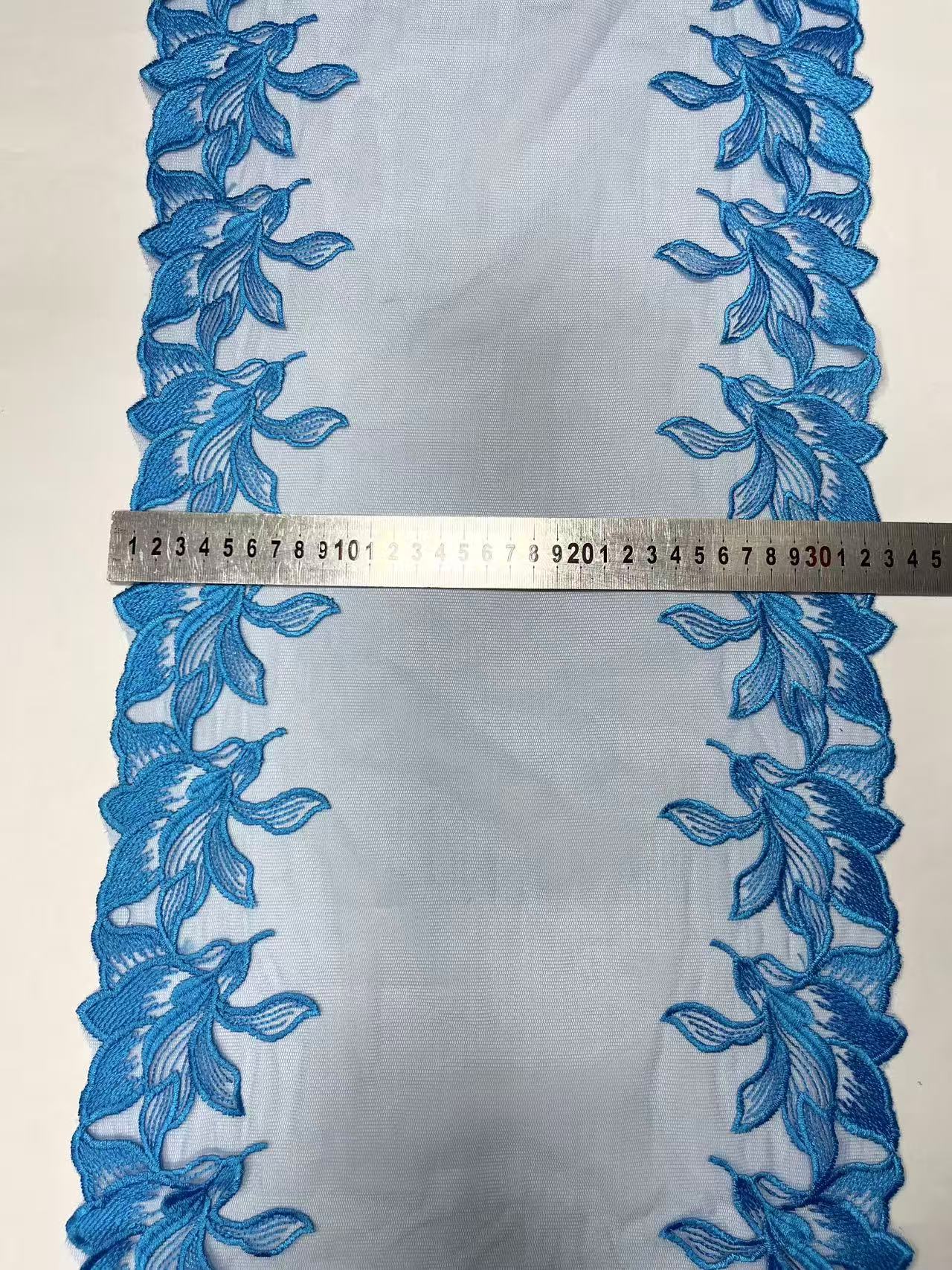 Lilium código de barras spot al por mayor textil casero decoración bordada encaje ropa interior colocado tela de malla bordada