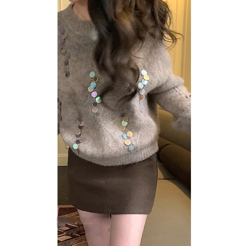 Fashionable personality French round neck pullover colorful sequins exquisite holiday atmosphere sweater small top for women Fashionable personality French round neck pullover colorful sequins exquisite holiday atmosphere sweater small top for women
