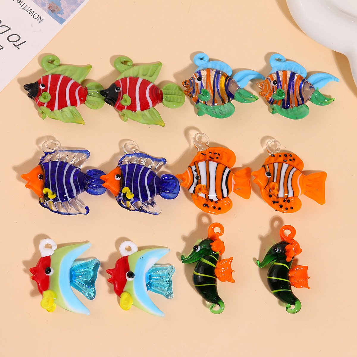 17g Weight Pendant Jewelry Making Type 35MM Jewelry Making Size DIY Jewelry Accessories Classification 1 Piece Quantity glass Material Fish Pattern All Seasons Season IG Style Style 1 Piece 35MM Glass Fish Pendant 无