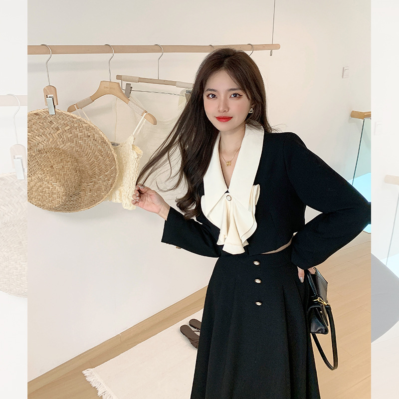 Black short design jacket