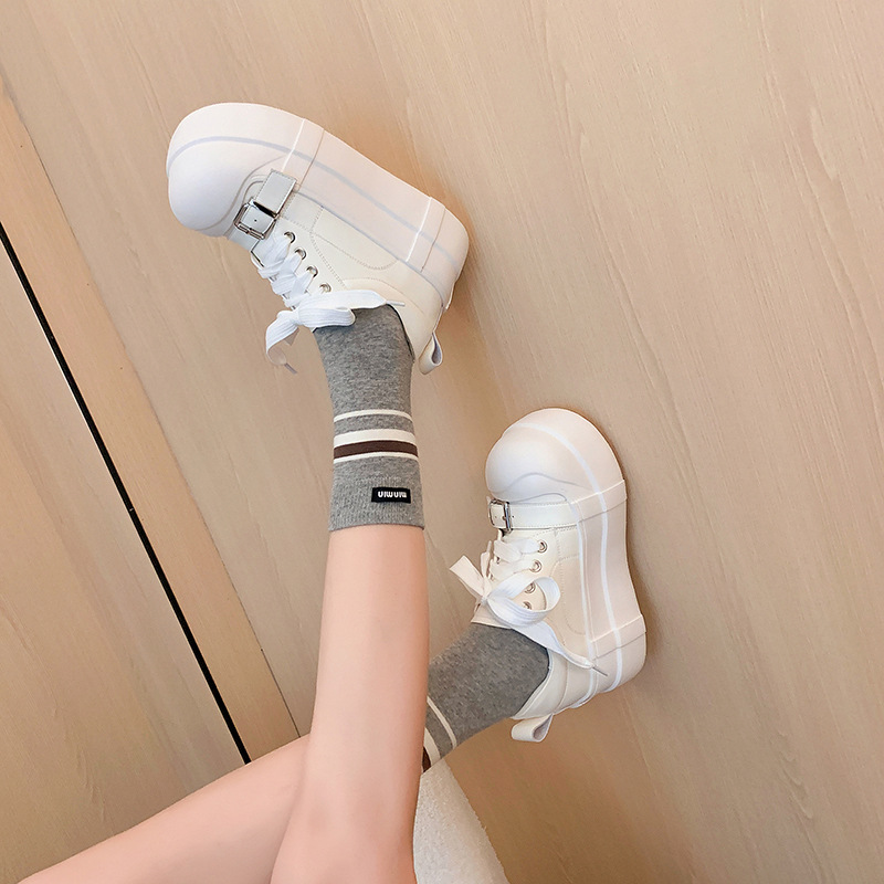 Giày sneaker nữ đế dày da thật phong cách platform khóa dây — màu đen, màu trắng