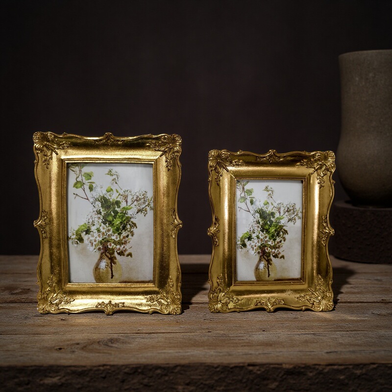 Cross-Border Vintage Resin Photo Frame, Classical Picture Frame, Carved Baroque Green Display Stand, French-Style Creative Wall Hanging