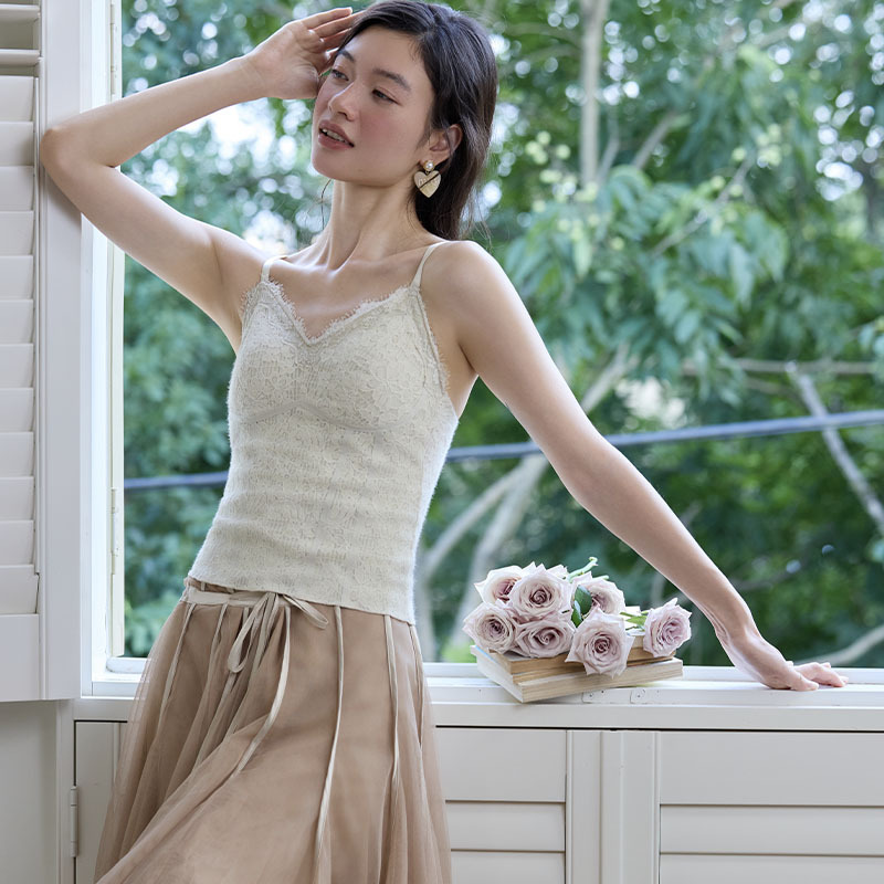 2551 Original Autumn and Winter Light Luxury down Yarn Lace Underwear Women's Slimming Camisole Bra with Built-In Breast Pad