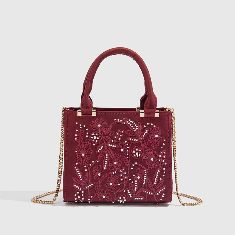2026 New Cross-Border Fashion Versatile Faux Pearl Chain Silk Satin Texture Hard-Textured Handbag for Women Crossbody Bag